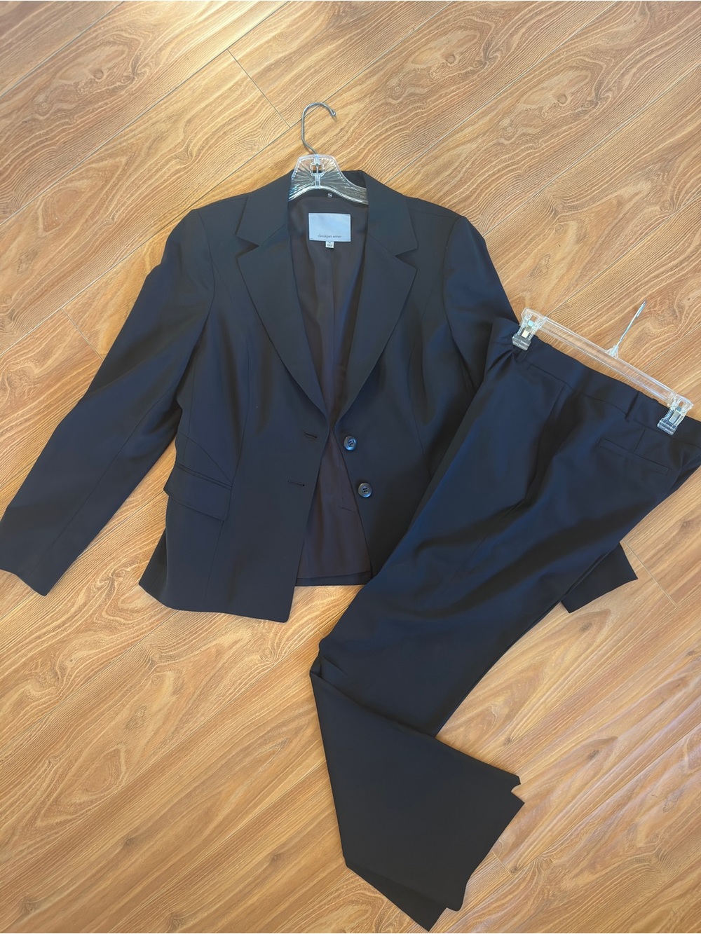 Classiques Entier Black Women's Tailored Blazer & Trousers